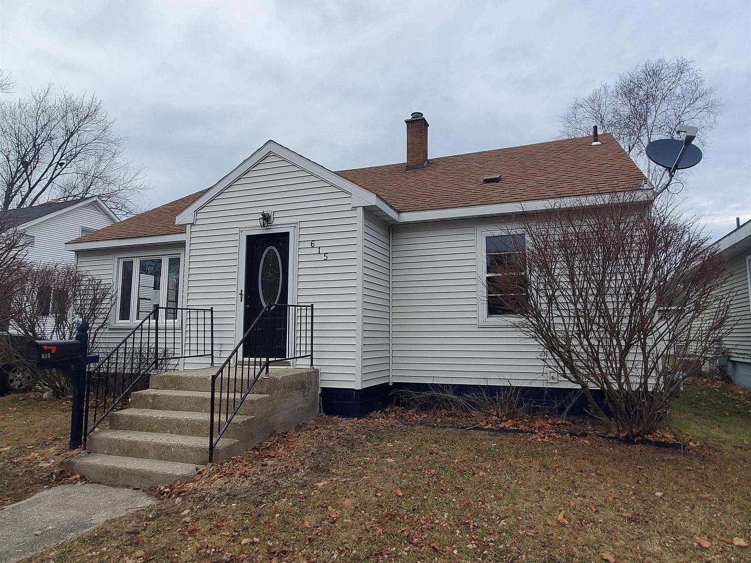 615 Stimson St, Cadillac, MI 49601 | Zillow