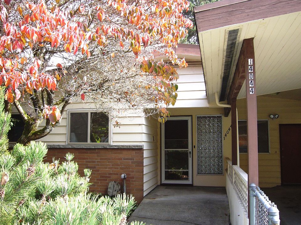 1st image of 14044 Sunnyside Ave N
