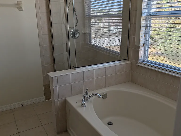 11525 Declaration Dr — Photo 9