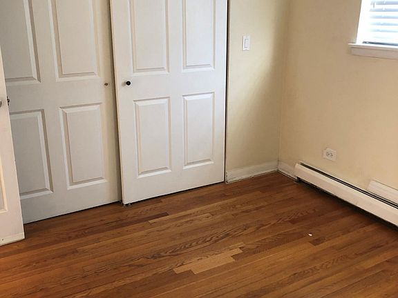 5th image of 1618 W Sherwin Ave APT 3A