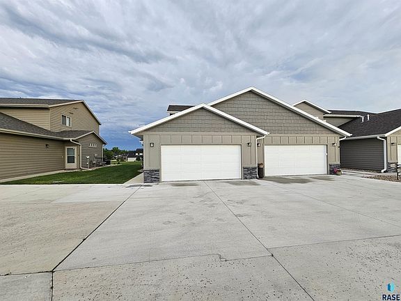 2nd image of 23744 461st A Ave Avenue #1