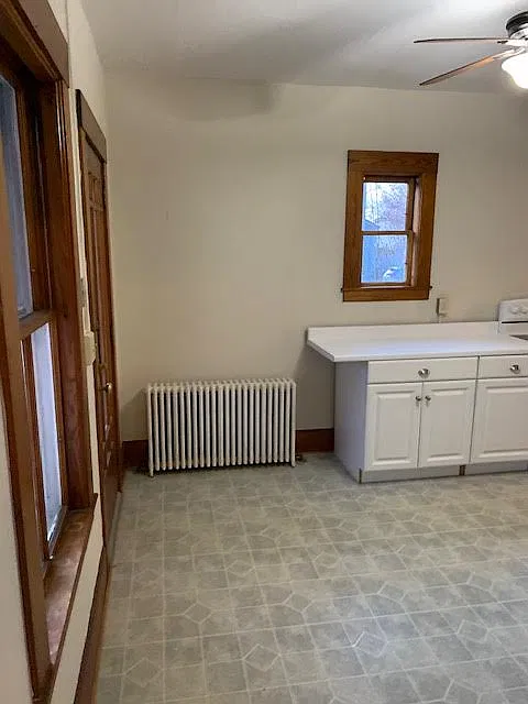 1012 Elm St — Photo 3