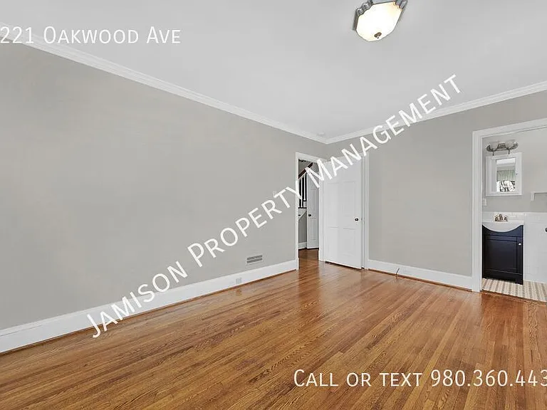 1221 Oakwood Ave — Photo 15