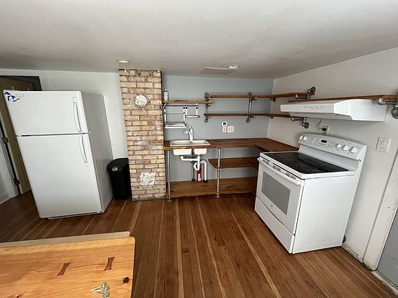 2nd image of 424 W Baraga Ave APT C