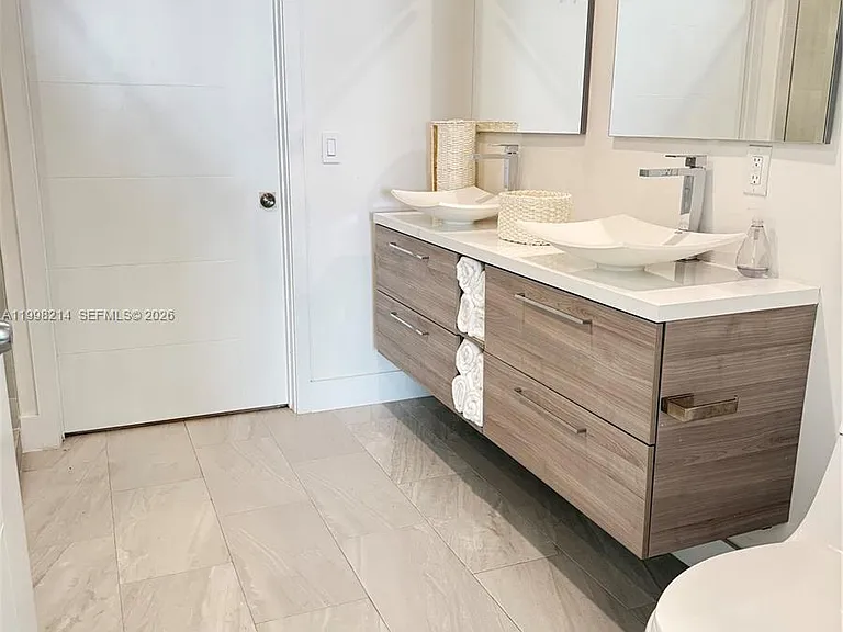 4393 NW 9th St #4393 — Photo 21
