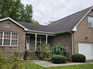 215 Bayberry Ln, Yorktown, VA 23693