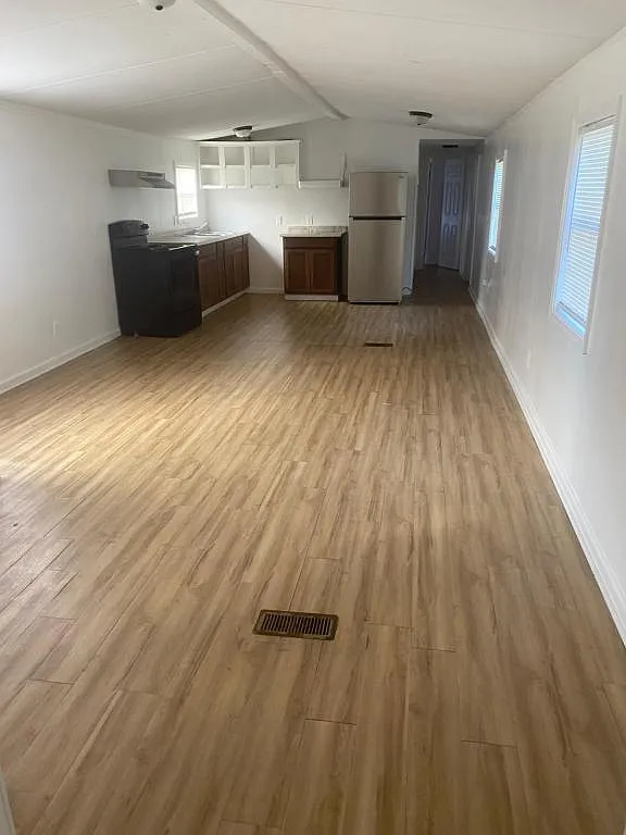 2835 Redwing Lane — Photo 2