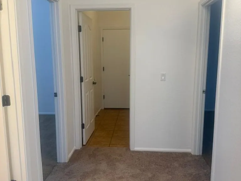29630 W Fairmount Ave — Photo 3