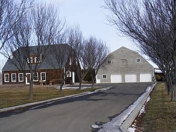 2nd image of 101 Lone Dove Ln