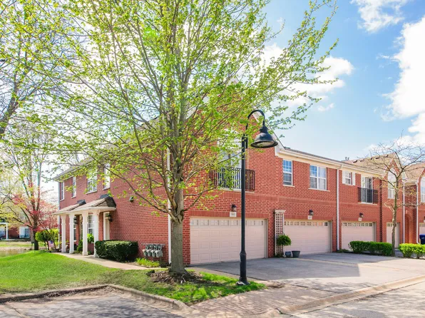 985 Enfield Dr, Northbrook, IL 60062