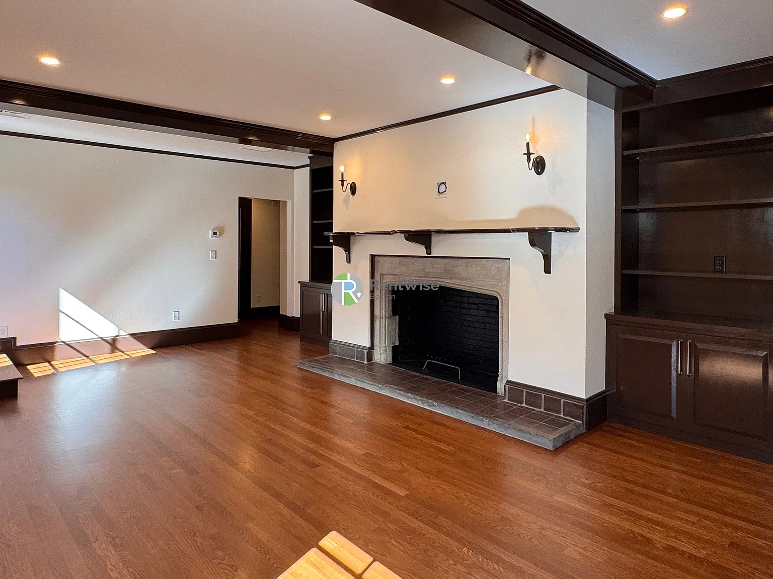 1 bed, 1.0 bath, $4,500 — Photo 2