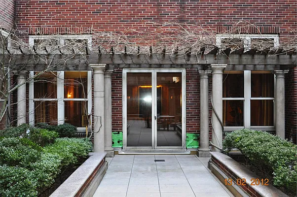 Rented by Douglas Elliman | media 28