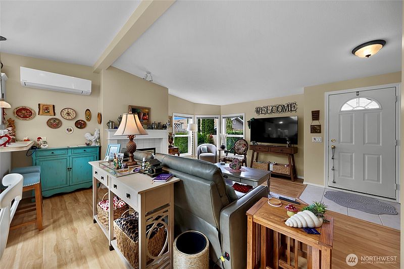 5th image of 3993 Gentlebrook Lane #35
