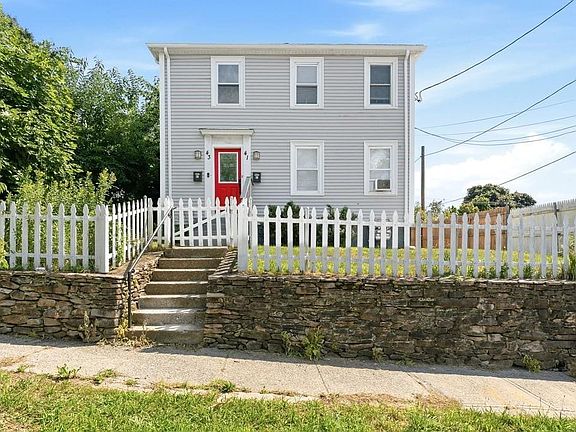 2nd image of 41 Rochambeau Ave