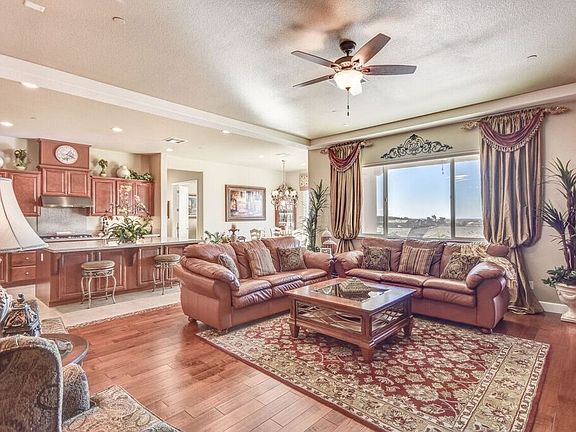 3rd image of 5444 Aspen Meadows Dr