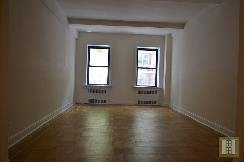 2nd image of 802 W 190th St APT Ee