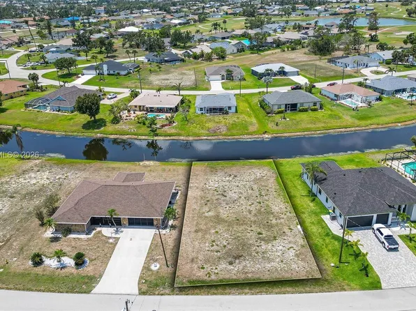 168 Mark Twain Ln, Rotonda West, FL 33947