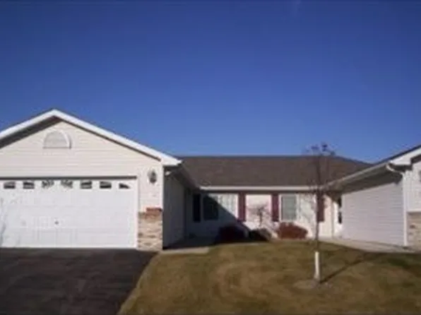 182 Cedar Cove Ln NW, Owatonna, MN 55060