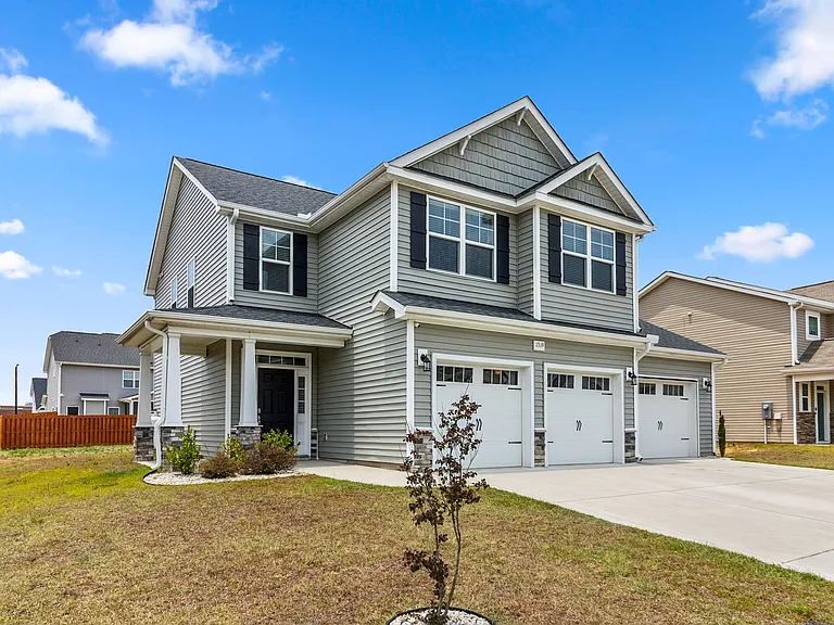 1319 Water Leaf Dr — Photo 2