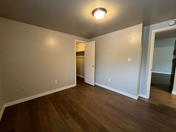 4th image of 634 Mathews St APT B4