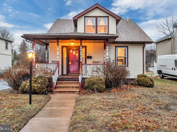 708 Highland Ave, Palmyra, NJ 08065