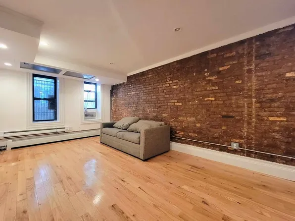 226 East 26th Street image 1 of 5