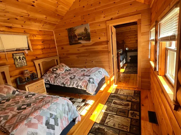 129 E Bethel Rd, Bethel, ME 04217