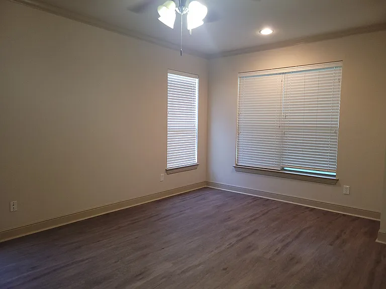 5130 Southpoint Dr — Photo 24