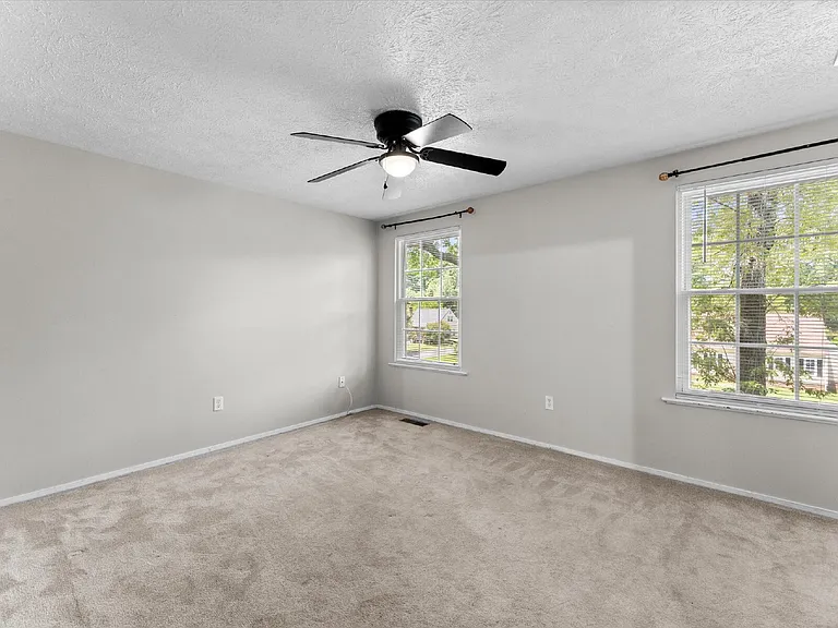3513 Castlebury Dr — Photo 23