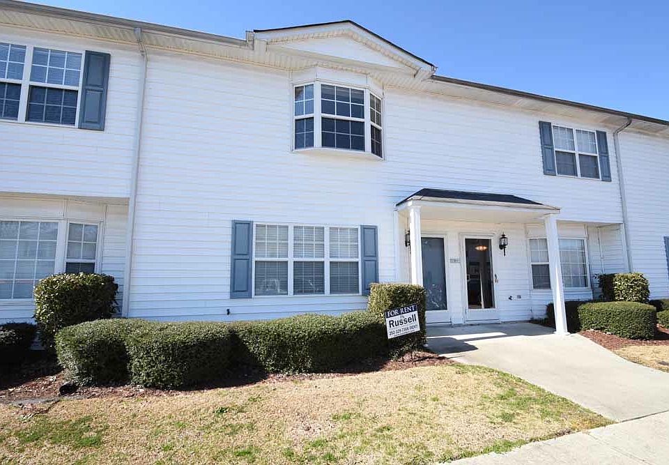 1st image of 3951 Ooo3 Sterling Pointe Dr