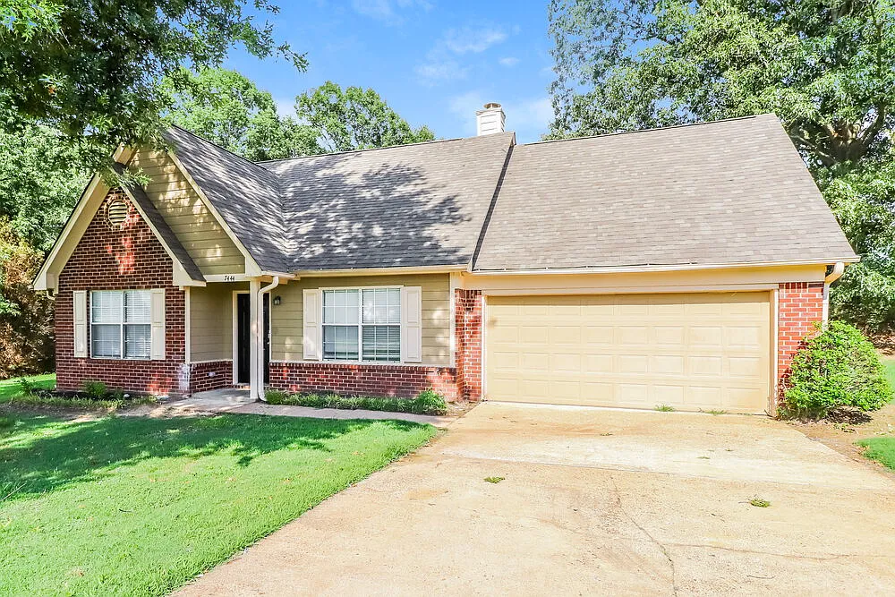 3 bed, 2.5 bath, 1953 sqft, $1,875 — Photo 4