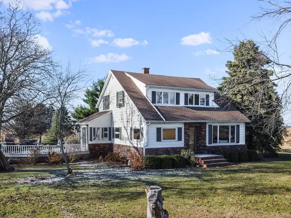 3338 N 500 E, Medaryville, IN 47957