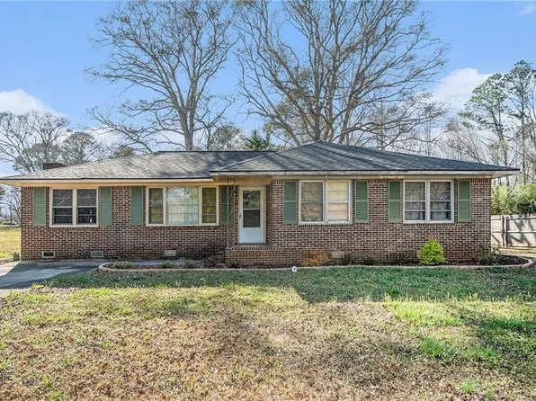 403 Etten Dr, Monroe, GA 30655