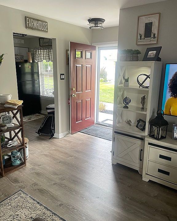 1st image of 5207 Aberdeen Ln