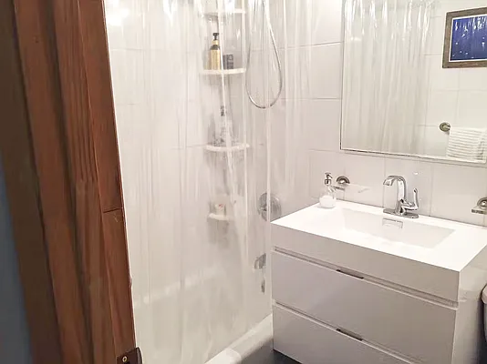 Rented by Sidewalk Realty LLC | media 7