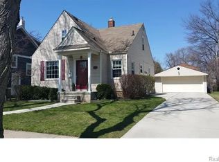 1642 Oxford Rd, Berkley, MI 48072