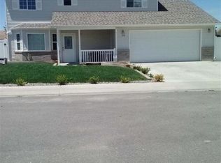 126 Roundhouse St, Montrose, CO 81401