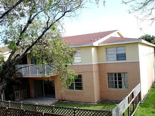 1st image of 4544 NW 79th Ave APT 2G