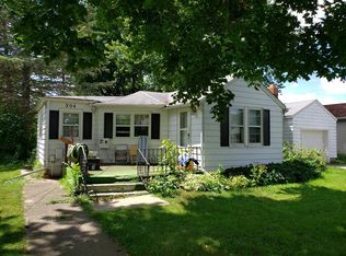 304 W Metzen St, Harvard, IL 60033