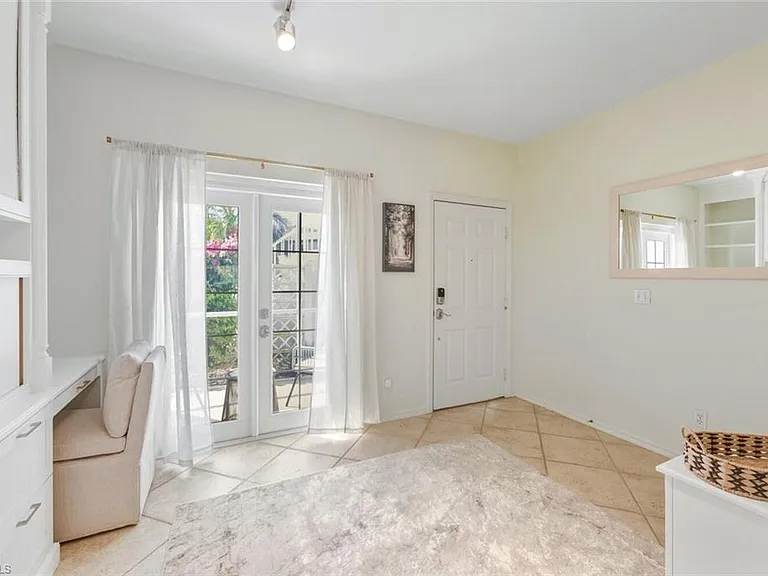 871 Tanbark Dr #102 — Photo 3