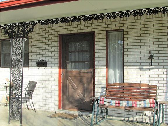 4th image of 1125 W Long St