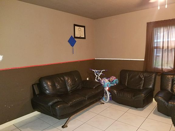 3rd image of 4561 SW 23rd Ter