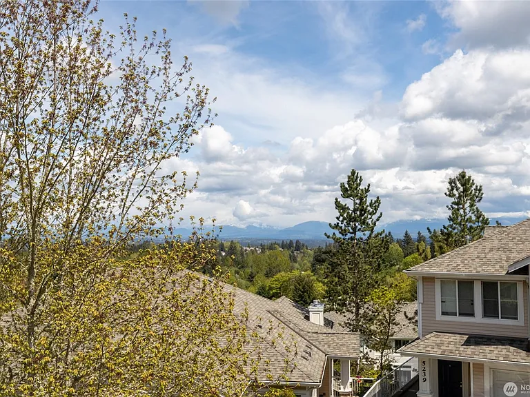 5231 164th Ave SE — Photo 2