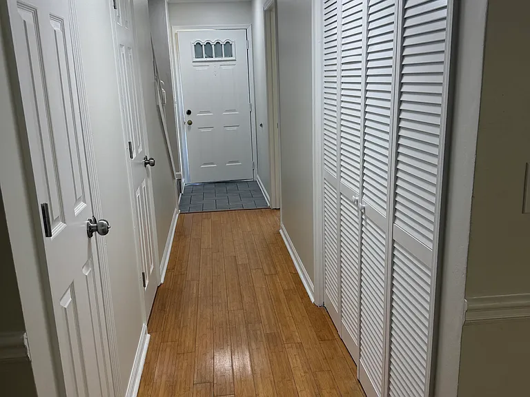 5639 Executive Way — Photo 12