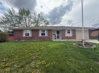 7302 Belle Plain Dr, Huber Heights, OH