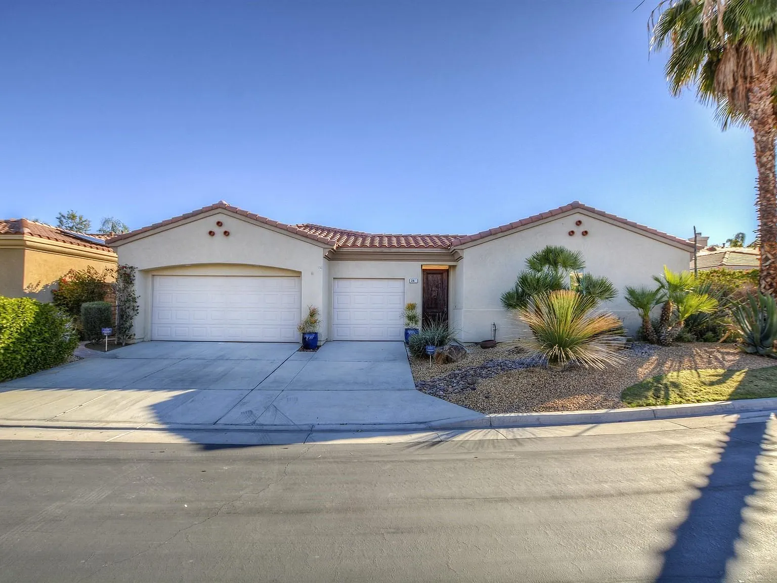 4 bed, 3346 sqft, $8,000 — Photo 2