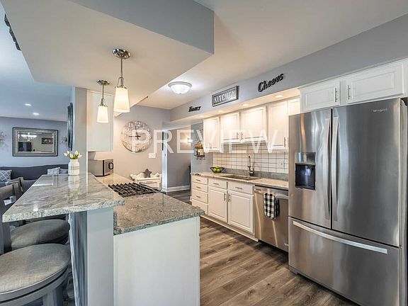 3rd image of 1288 Blair Ln