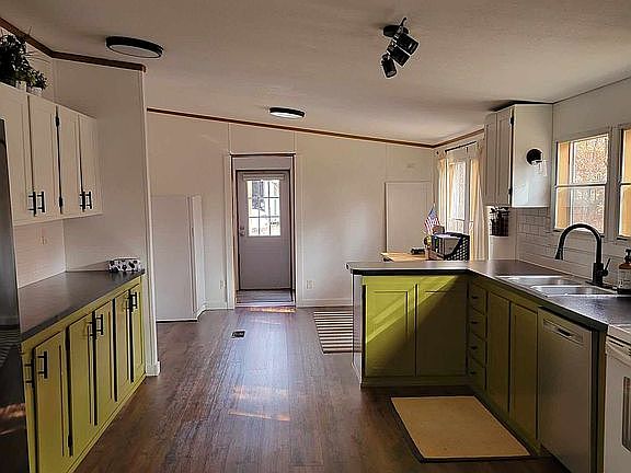 Kitchen/breakfast area