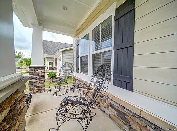 5th image of 6418 Brighton Park Dr Unit 19