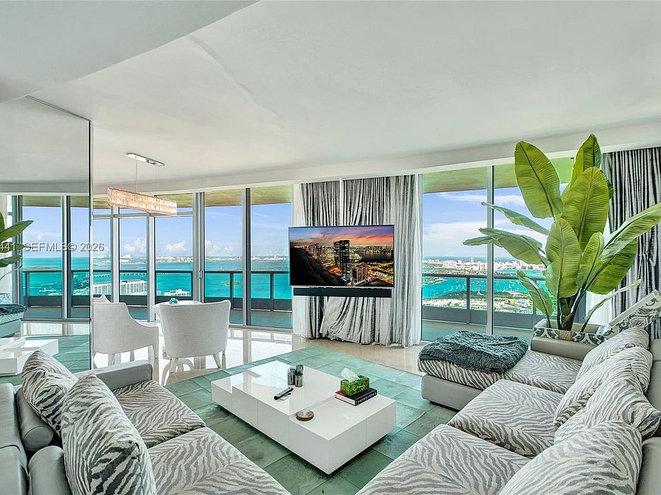 1st image of 900 Biscayne Blvd APT 6107